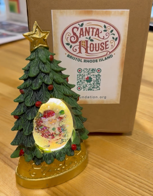 Christmas Tree Snow Globe Lantern - Image 2